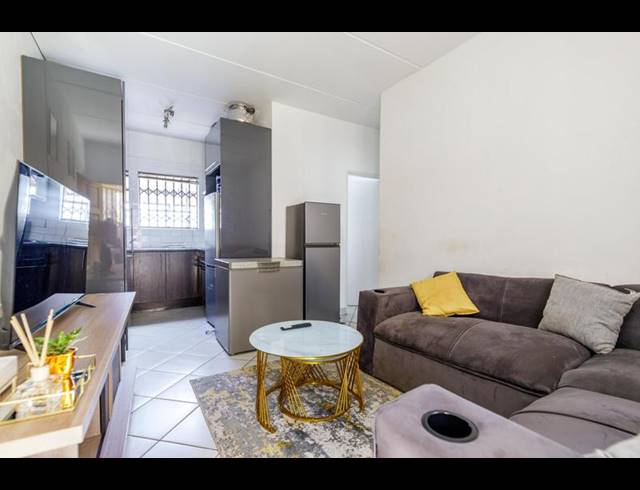 2 BEDROOM COMPLEX FOR SALE IN DAWN PARK